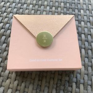 Beauty Brands Good as Gold Cosmetic Set